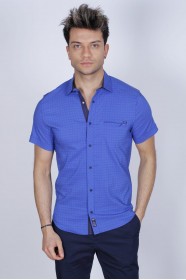 SLIM-FIT COTTON SHIRT IN SAX BLUE COLORED, SHORT SLEEVE, SNAP-BUTTON ON THE FRONT.