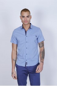 SPORT COTTON SHIRT IN LIGHT BLUE COLORED, SHORT SLEEVE, SNAP-BUTTON ON THE FRONT.