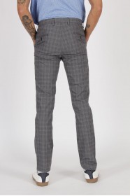 GREY REGULAR-FİT TROUSERS İN CHECKED FABRIC.