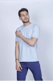 ROUND COLLAR BLEND OF COTTON AND LYCRA SLIM FIT TSHIRT. LIGHT BLUE