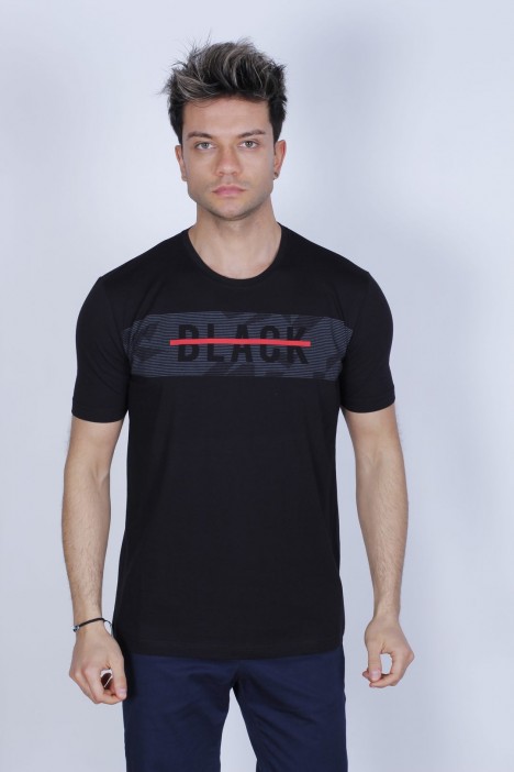 SHORT SLEEVE PRINTED DETAIL ROUND NECK T-SHIRT. BLACK