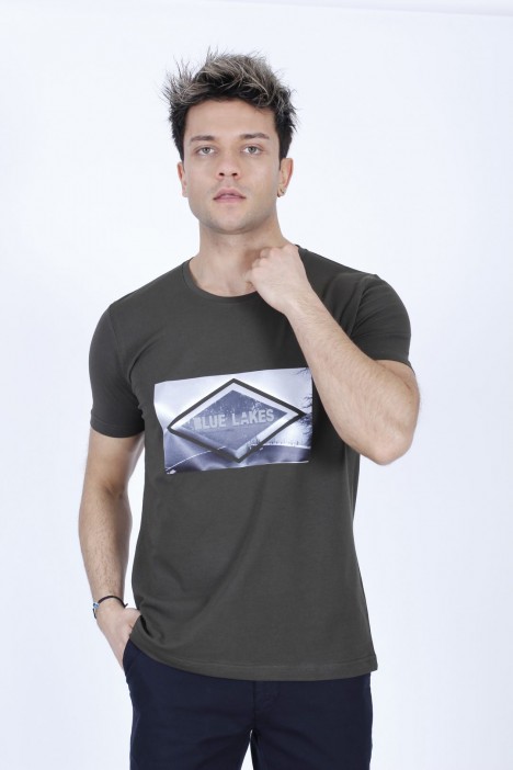 SHORT SLEEVE PRINTED DETAIL ROUND NECK T-SHIRT. NAPHTHA