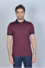 BORDEAUX COLOUR, SHORT SLEEVE, MADE OF SPECIAL MERCERIZED FABRIC, POLO COLLAR, SNAP-BUTTON FASTENING , CLASSIC T-SHIRT.