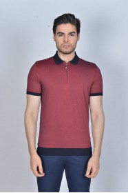 RED COLOR, SHORT SLEEVE, MADE OF SPECIAL MERCERIZED FABRIC, POLO COLLAR, SNAP-BUTTON FASTENING , CLASSIC T-SHIRT.