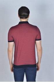 RED COLOR, SHORT SLEEVE, MADE OF SPECIAL MERCERIZED FABRIC, POLO COLLAR, SNAP-BUTTON FASTENING , CLASSIC T-SHIRT.