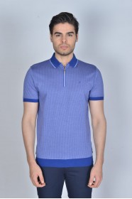 BLUE COLORED, SHORT SLEEVE, MADE OF SPECIAL MERCERIZED FABRIC, POLO COLLAR, SNAP-BUTTON FASTENING , CLASSIC T-SHIRT.