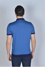 DARK BLUE COLOR, SHORT SLEEVE, MADE OF SPECIAL MERCERIZED FABRIC, POLO COLLAR, SNAP-BUTTON FASTENING , CLASSIC T-SHIRT.