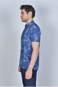 SHORT SLEEVE, MADE OF SPECIAL MERCERIZED FABRIC, POLO COLLAR, SNAP-BUTTON FASTENING , CLASSIC T-SHIRT. SAXBLUE