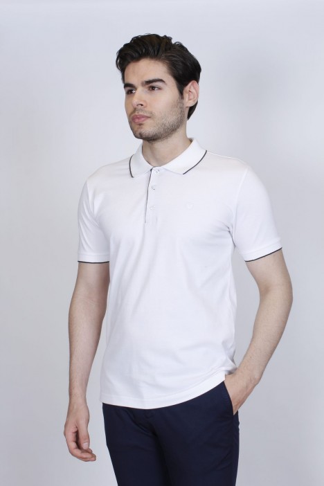 WHITE COLORED, SHORT SLEEVE, COTTON PIKE T-SHIRT WITH LOGO ON THE CHEST