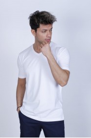 SHORT SLEEVE REGULAR-FIT V- NECK T-SHIRT WHITE