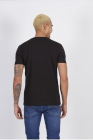 SHORT SLEEVE, REGULAR-FIT, V-NECK, PRINTED T-SHIRT. BLACK