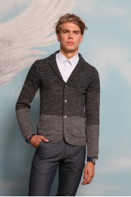 LIGHT GREY WOOL KNITTED JACKET WİTH BUTTON AND POCKETS