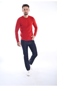 ROUND NECK WOOL SWEATER. RED