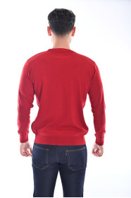 ROUND NECK WOOL SWEATER. RED