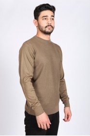ROUND NECK WOOL SWEATER. MEDIUM BROWN 