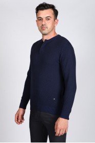DARK BLUE COLOR CREW- NECK SWEATHER WİTH 2 BUTTONS