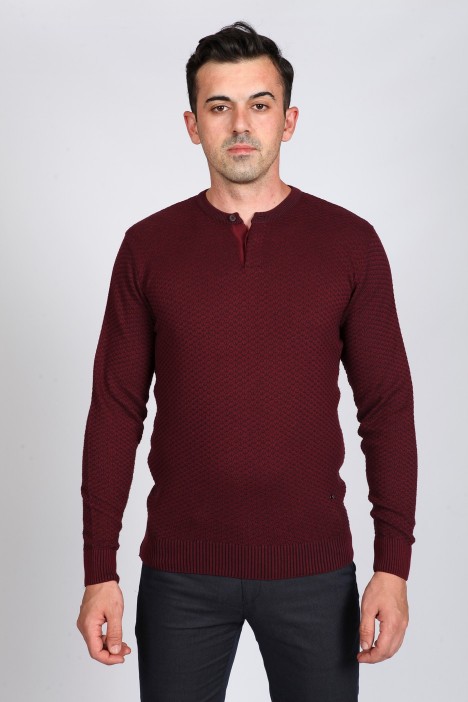 DARK BORDO COLOR CREW- NECK SWEATHER WİTH 2 BUTTONS