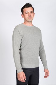 MEDIUM GRAY COLOR CREW- NECK SWEATHER