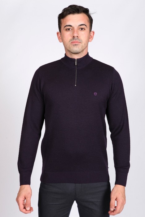 ZİP NECK JUMPER WİTH WOOL. DARK-PURPLE