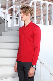 RED COLOR EMBOSSED TEXTURE DETAILED POLO ZIPPERED SWEATER