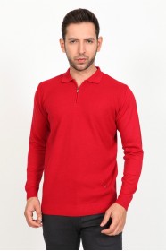 RED COLOR EMBOSSED TEXTURE DETAILED POLO ZIPPERED SWEATER