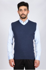CLASSIC KNIT VEST WITH EMBOSSED PATTERNED. PARLIAMENT