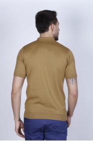 SHORT SLEEVE, ZİPPER POLO NECK, REGULAR MOLD, 100% COTTON SWEATER. DARK MUSTARD